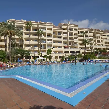 Castle Harbour 37 - Two Bed Apartment *