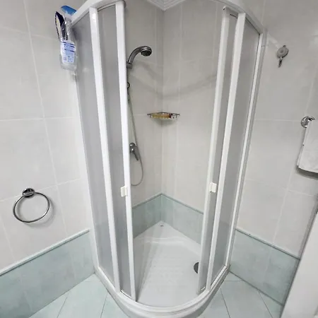 Castle Harbour 37 - Two Bed Apartment